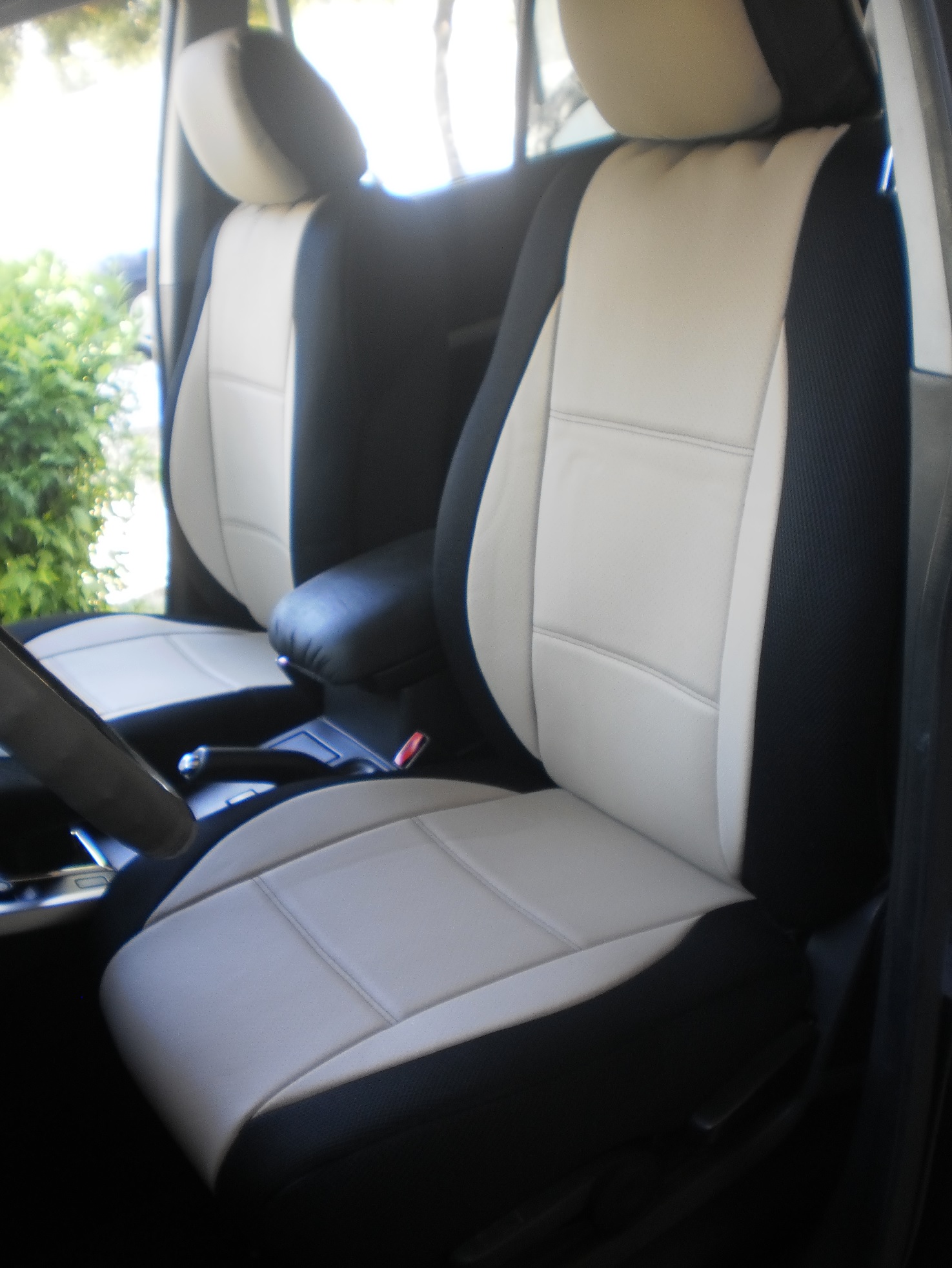 LEATHERETTE - Image 4