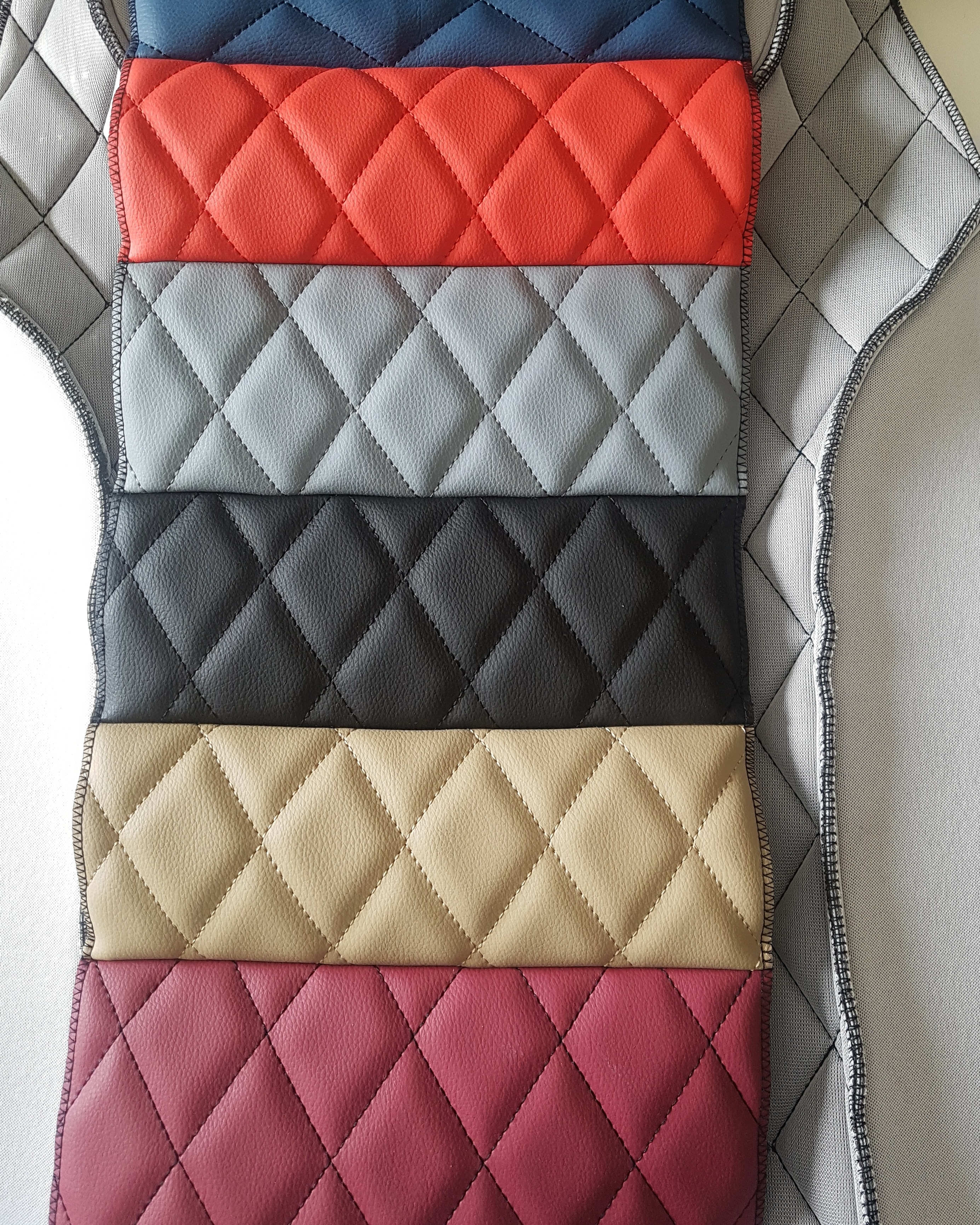 New rhombus design on the go! Many colour combinations! Soon available!!!