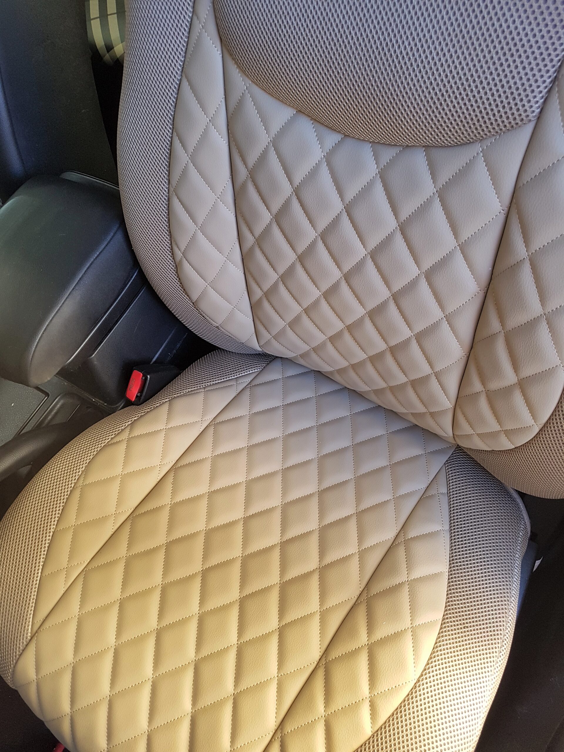 RHOMBUS LEATHERETTE | BEIGE - Front Set - Image 9