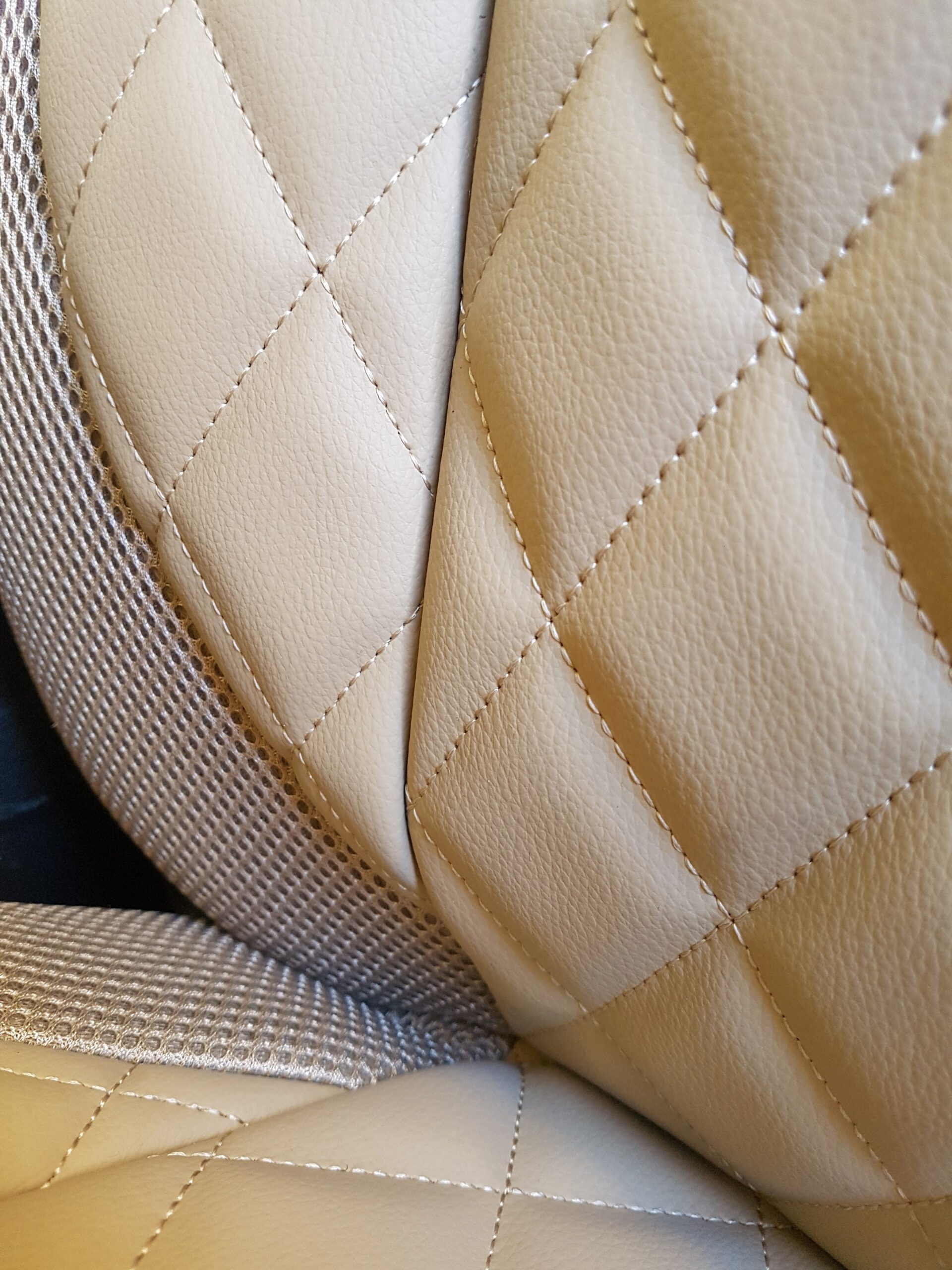 RHOMBUS LEATHERETTE | BEIGE - Front Set - Image 10